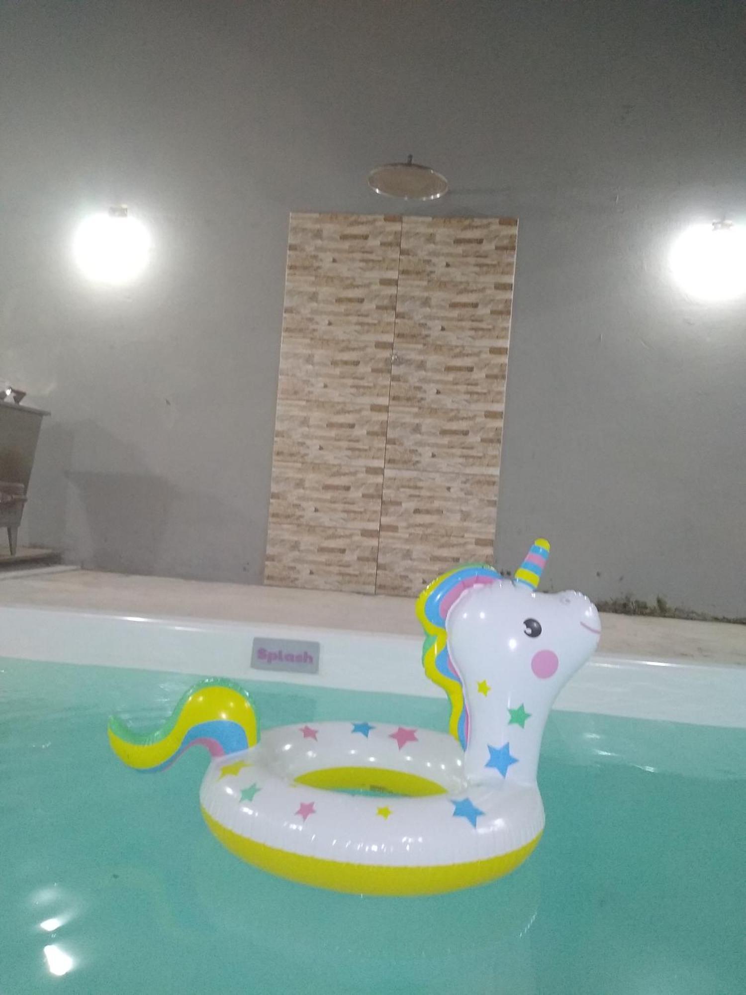 Shekinah Villa Sumare Bagian luar foto